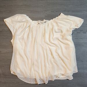 LC, Lauren Conrad- Women's(4X) Off White Pleated Short Sleeve Shirt